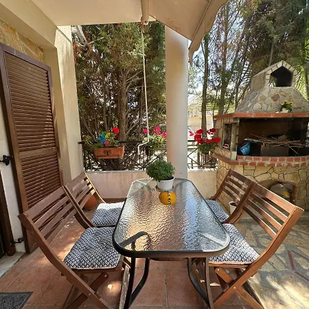 Charming Classic Greek Maisonette Juliana Your Idyllic Retreat In Nikiti, Halki * Nikiti (Sithonia)