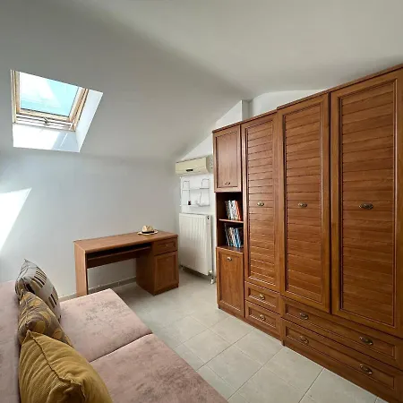 Charming Classic Greek Maisonette Juliana Your Idyllic Retreat In Nikiti, Halki Nikiti (Sithonia)