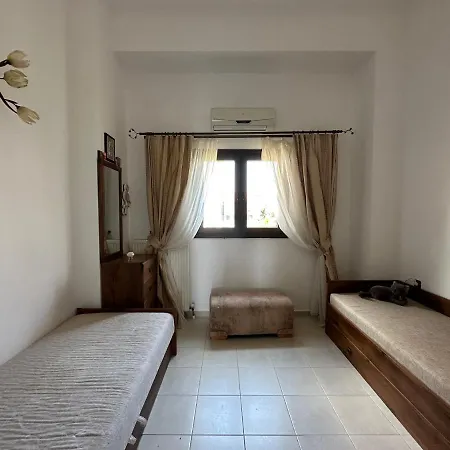 Charming Classic Greek Maisonette Juliana Your Idyllic Retreat In Nikiti, Halki * Nikiti (Sithonia)